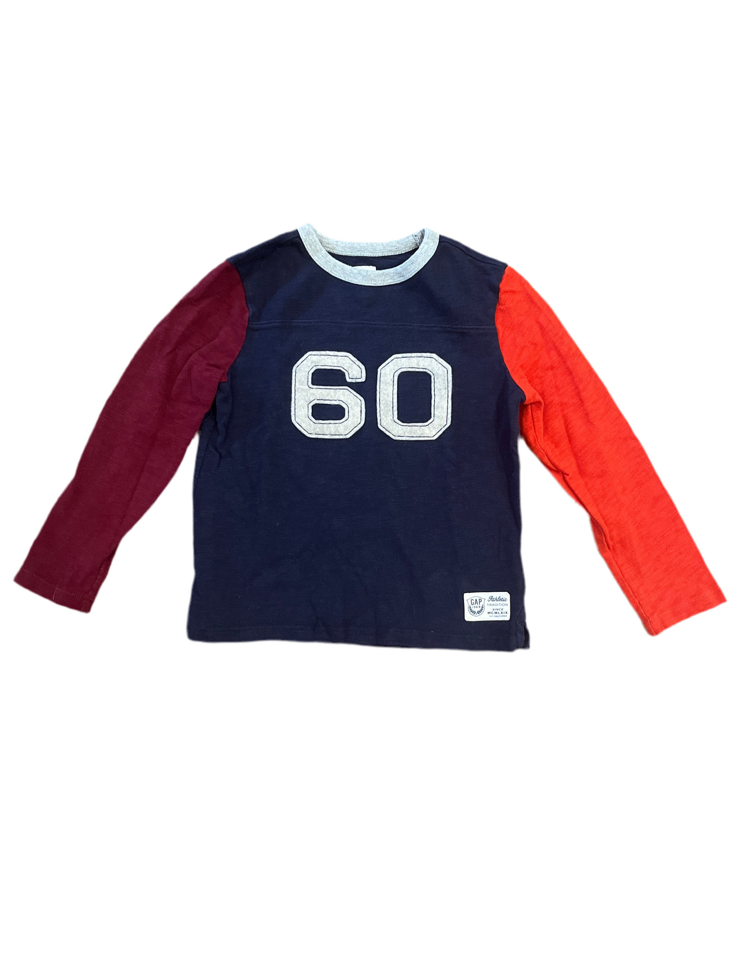 6-7 Gap Kids small long sleeve t-shirt
